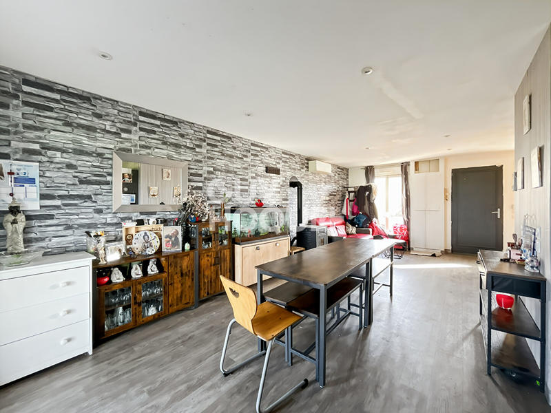 Maison - 145 m² - 8 pièces