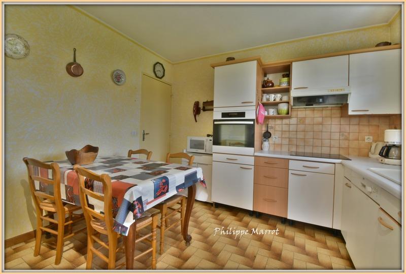 Maison - 99 m² - 4 pièces
