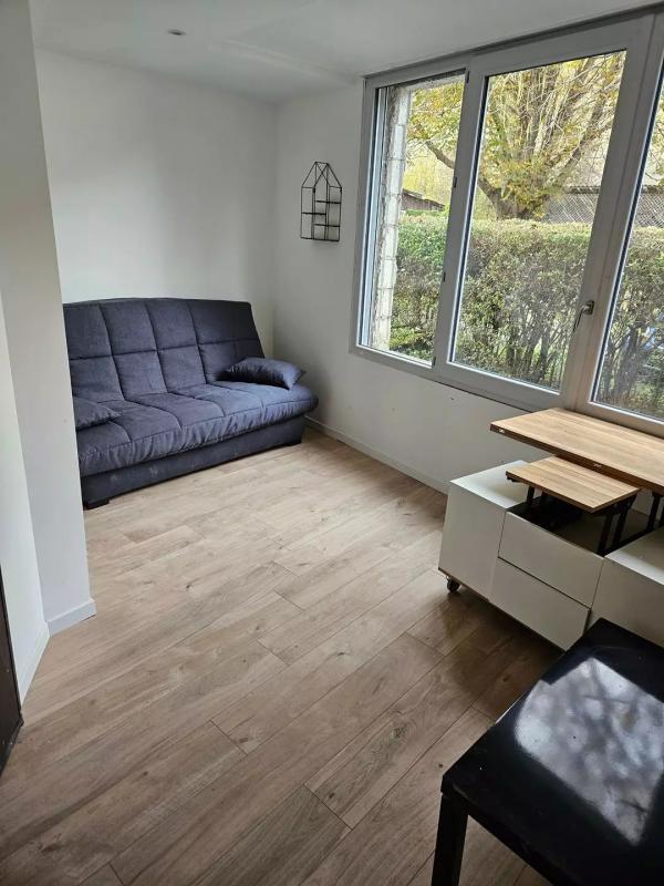 Studio - 24 m² - 1 pièce