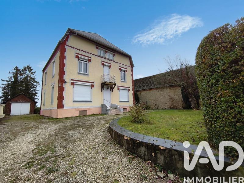 Maison - 211 m² - 7 pièces