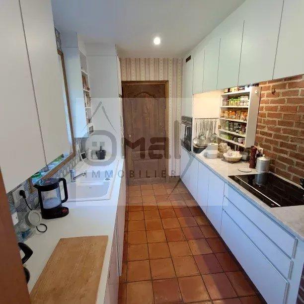 Maison - 175 m² - 7 pièces