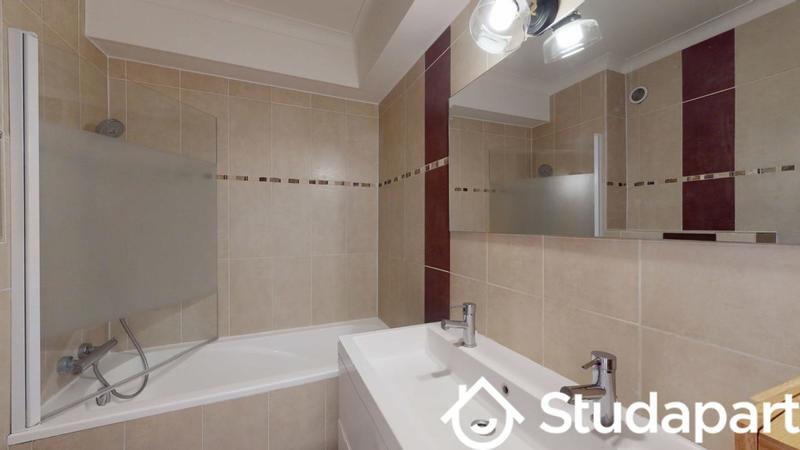 Chambre - 11 m² - 1 pièce