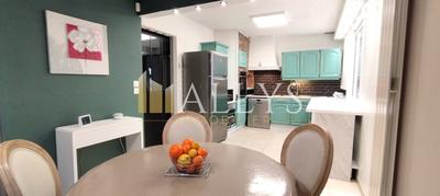 Maison - 122 m² - 7 pièces