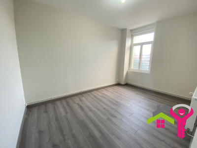 Maison - 140 m² - 3 pièces