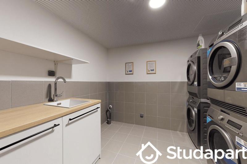 Chambre - 14 m² - 1 pièce