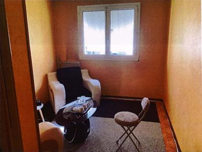 Appartement - 85 m² - 5 pièces