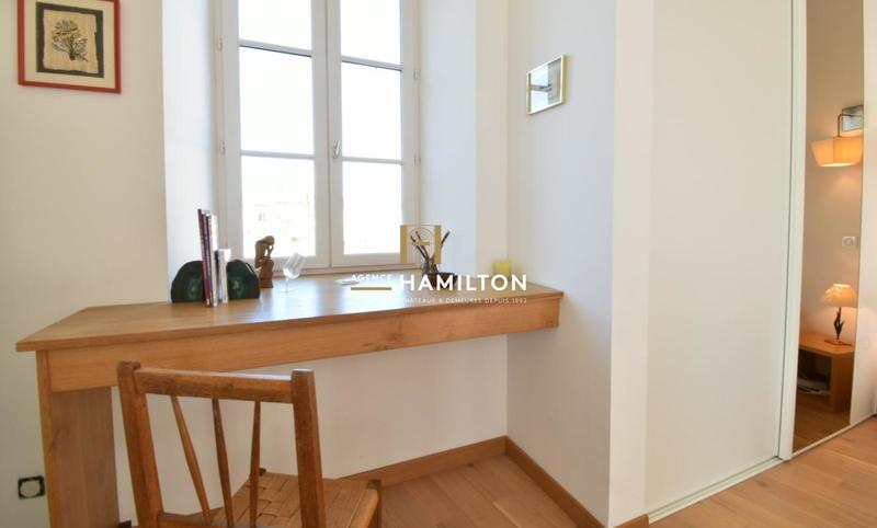 Maison bourgeoise - 312 m² - 8 pièces