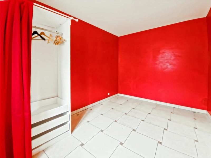 Maison - 190 m² - 12 pièces