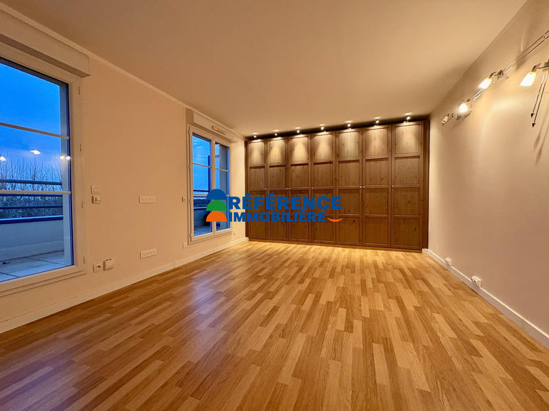 Appartement - 128 m² - 5 pièces