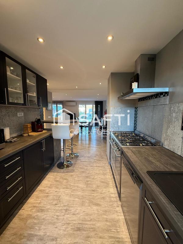 Appartement - 81 m² - 4 pièces