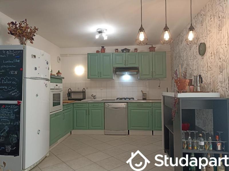 Chambre - 14 m² - 1 pièce