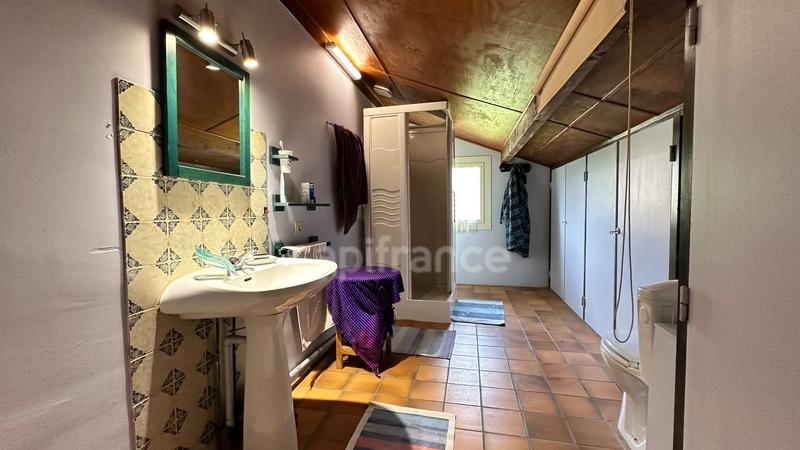 Maison - 200 m² - 8 pièces