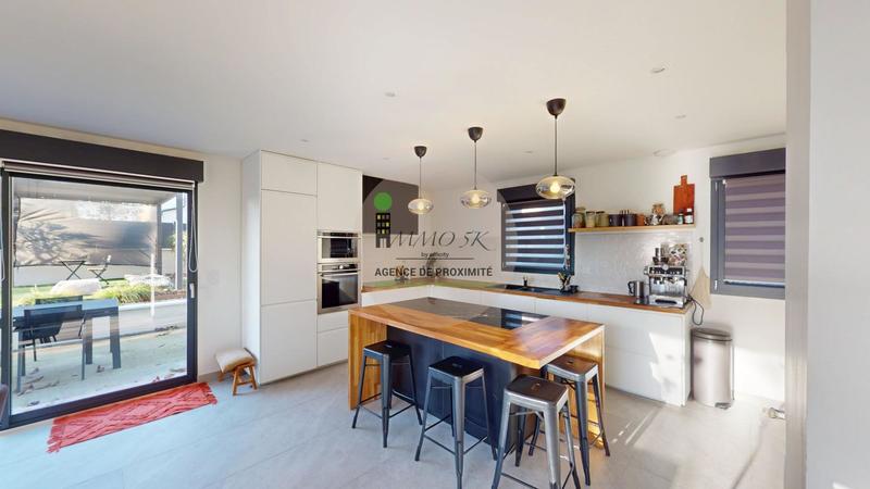 Villa - 148 m² - 7 pièces