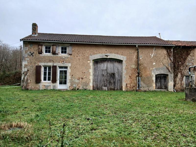 Maison en pierre - 69 m² - 3 pièces