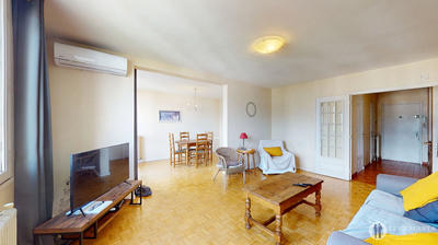 Appartement - 97 m² - 5 pièces