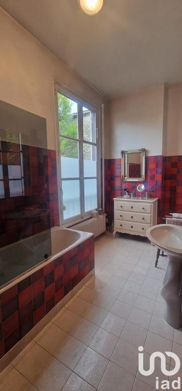 Maison de ville - 250 m² - 11 pièces