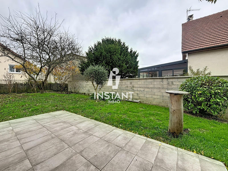 Maison - 137 m² - 6 pièces