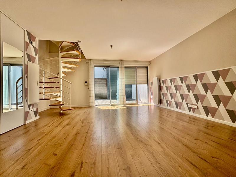 Appartement - 70 m² - 3 pièces