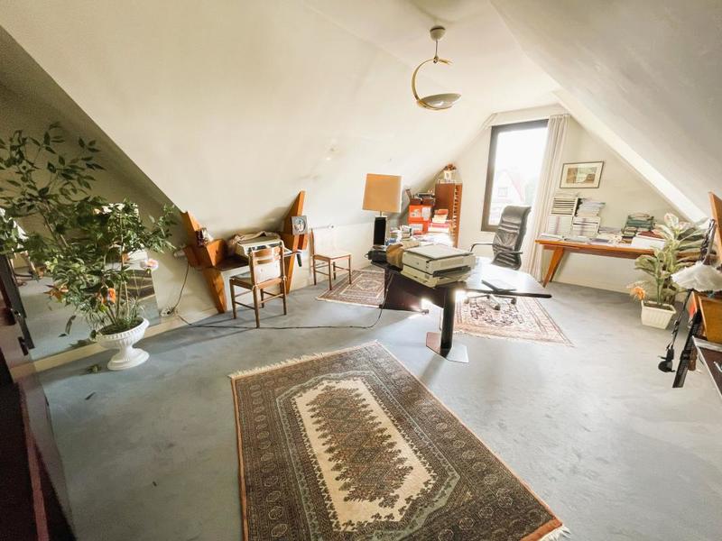 Maison - 172 m² - 6 pièces