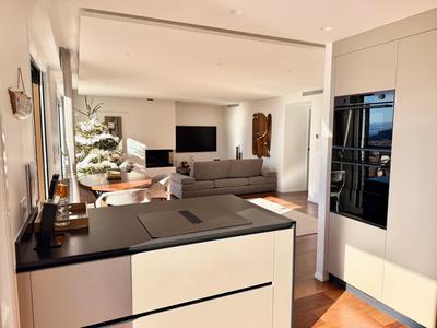 Appartement - 80 m² - 3 pièces