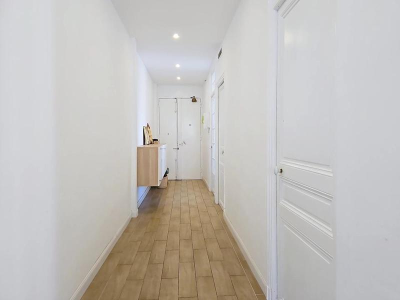 Appartement - 90 m² - 4 pièces