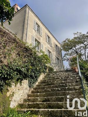 Maison - 206 m² - 7 pièces