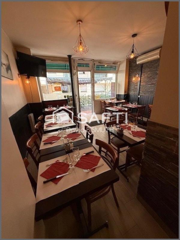 Local commercial - 80 m² - 3 pièces