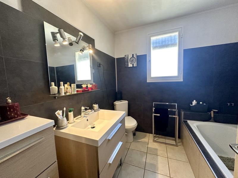 Maison ancienne - 108 m² - 6 pièces