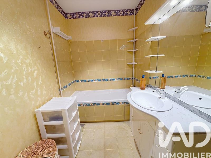 Appartement - 80 m² - 4 pièces
