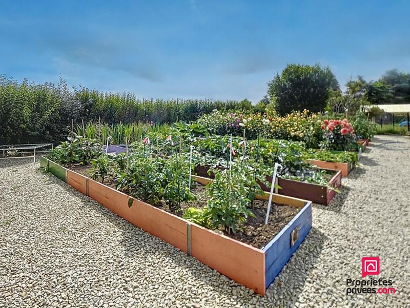 Maison - 280 m² - 10 pièces