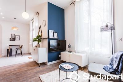 Chambre - 11 m² - 1 pièce