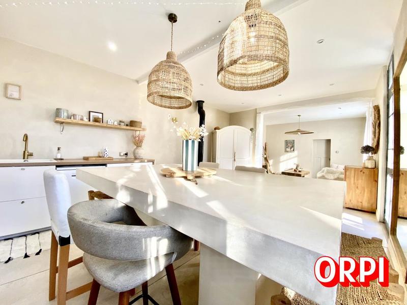 Villa - 111 m² - 4 pièces