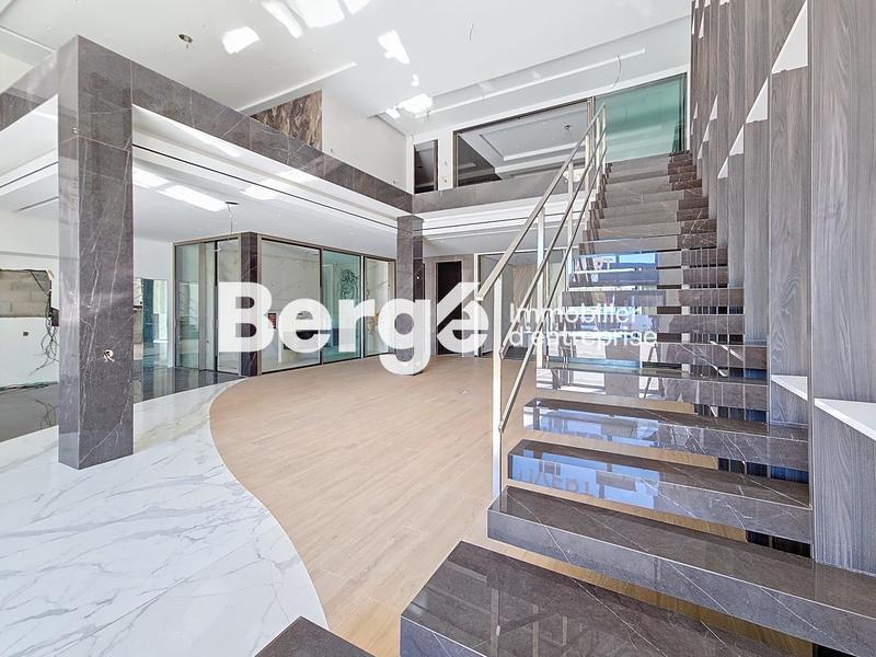 Local commercial - 213 m²