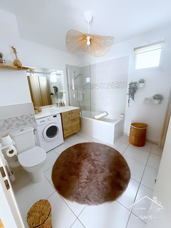 Maison - 85 m² - 4 pièces