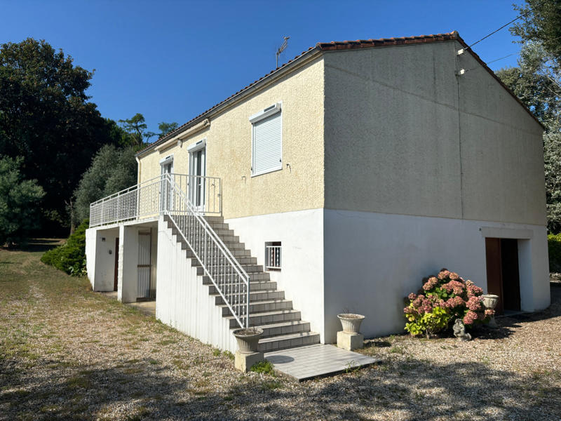 Maison - 82 m² - 6 pièces