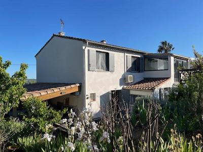 Villa - 157 m² - 7 pièces