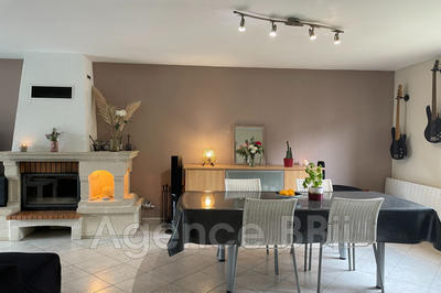 Maison - 110 m² - 6 pièces