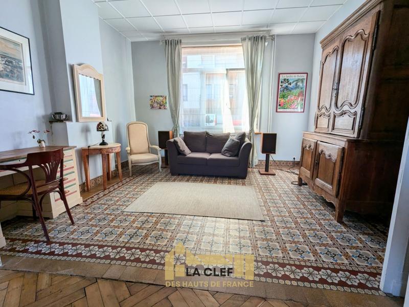 Maison - 151 m² - 6 pièces