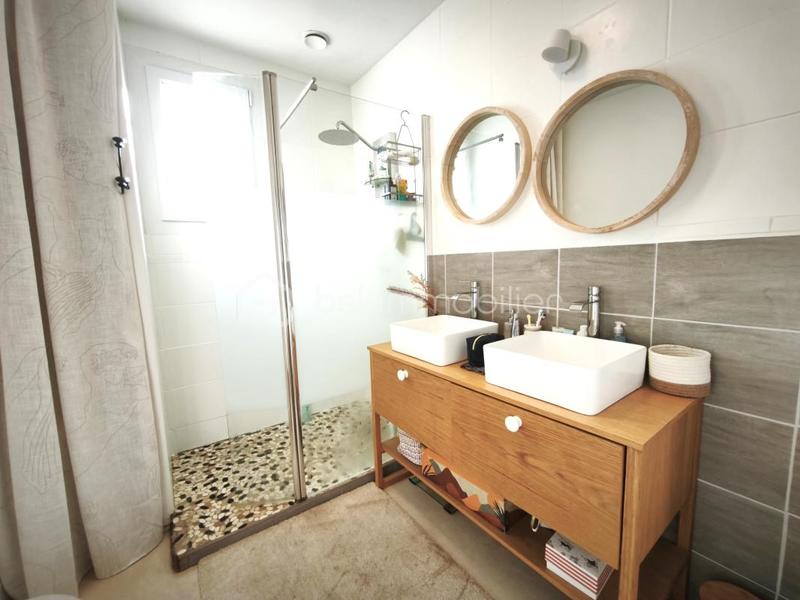 Maison traditionnelle - 93 m² - 5 pièces