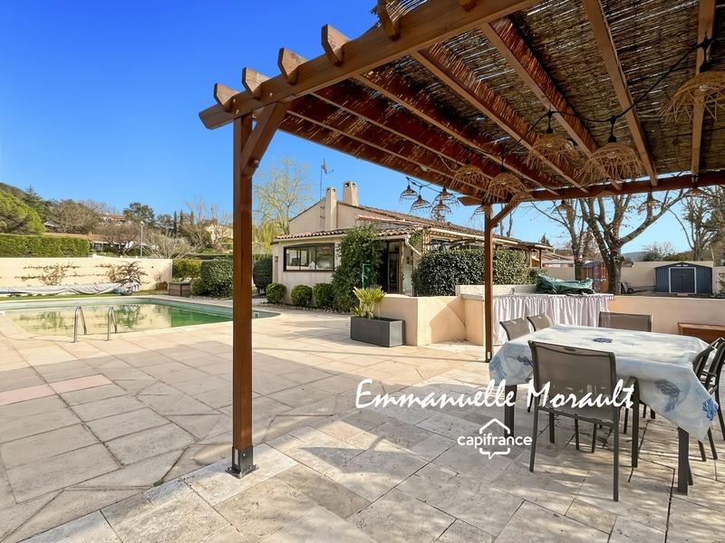 Villa - 105 m² - 5 pièces