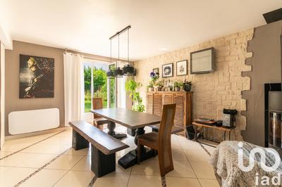 Maison - 195 m² - 10 pièces