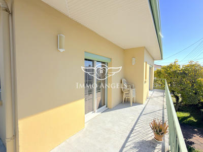 Maison traditionnelle - 132 m² - 6 pièces