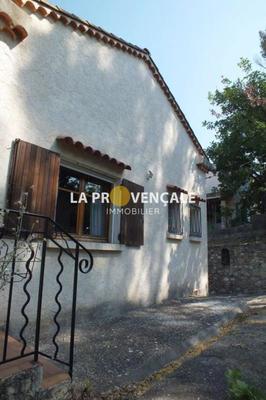 Villa - 90 m² - 4 pièces