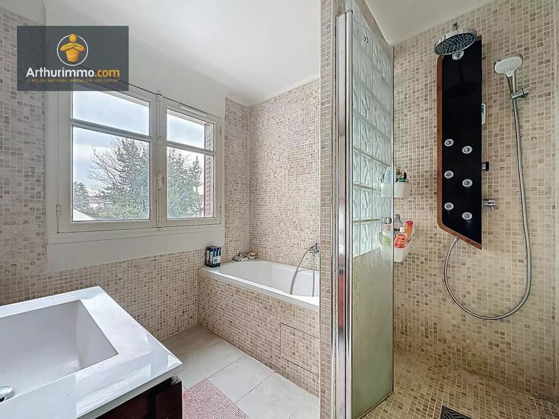 Maison - 130 m² - 6 pièces