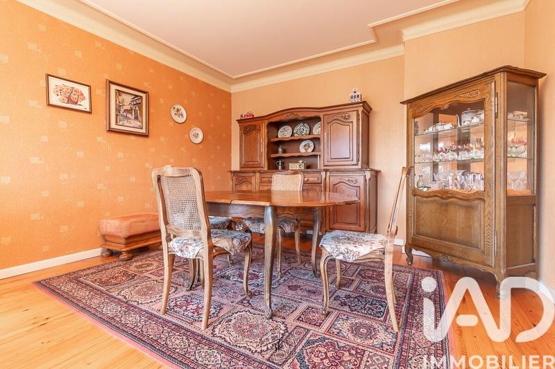 Maison - 194 m² - 7 pièces