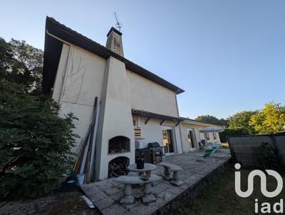 Maison - 180 m² - 7 pièces