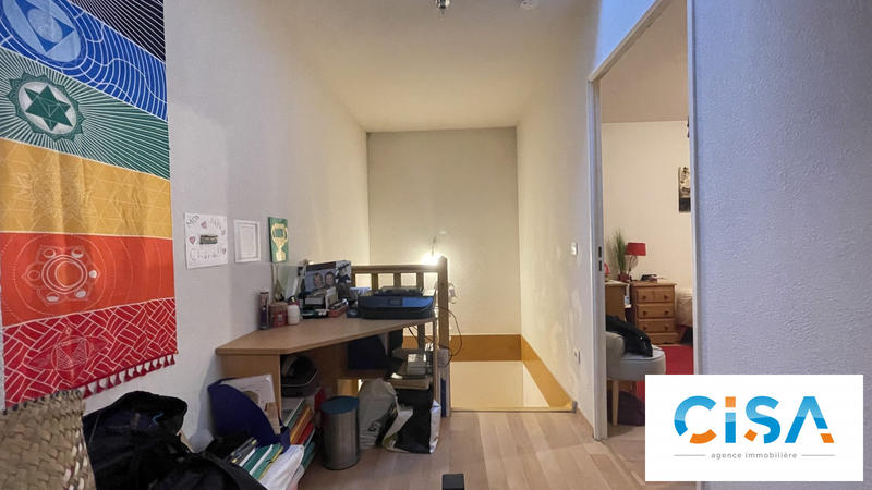 Appartement - 64 m² - 5 pièces