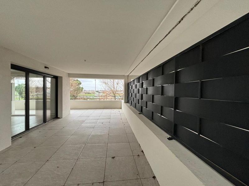 Appartement - 96 m² - 4 pièces