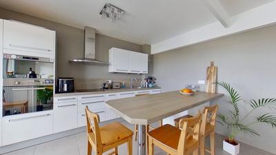 Appartement - 76 m² - 3 pièces