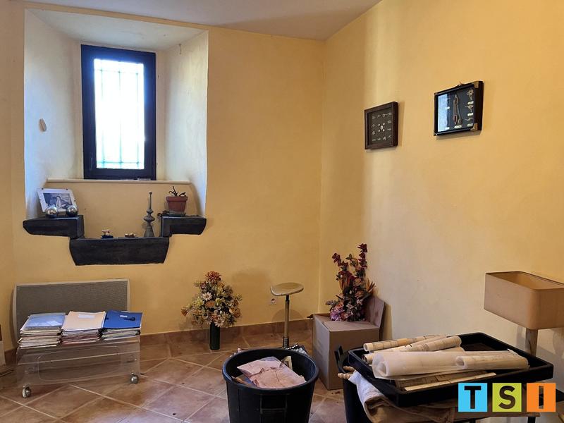 Maison - 184 m² - 6 pièces